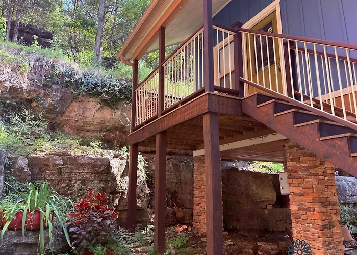 All Seasons Treehouse Village Eureka Springs