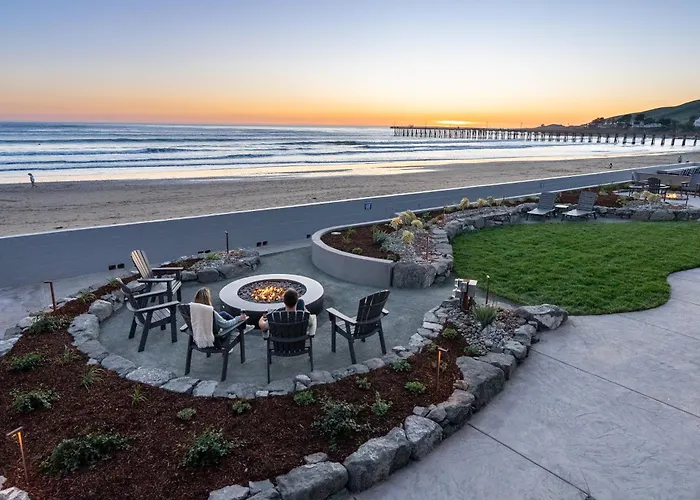 Shoreline Inn...On The Beach Cayucos