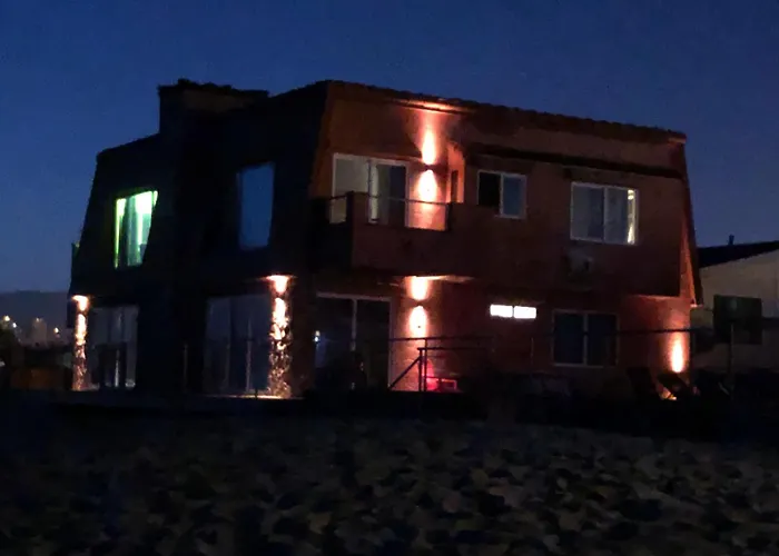 The Shores Inn
