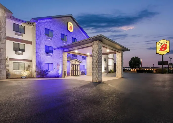 Super 8 By Wyndham Uniontown Pa Hotel