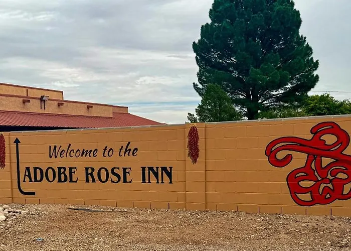 Adobe Rose Boutique Inn Artesia