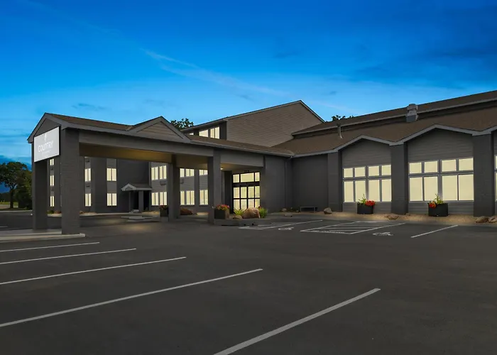 Country Inn & Suites By Radisson, Near The National Sports Center, Coon Rapids, Mn