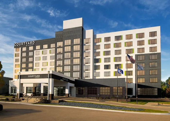 Courtyard By Marriott Edina Bloomington Hotel