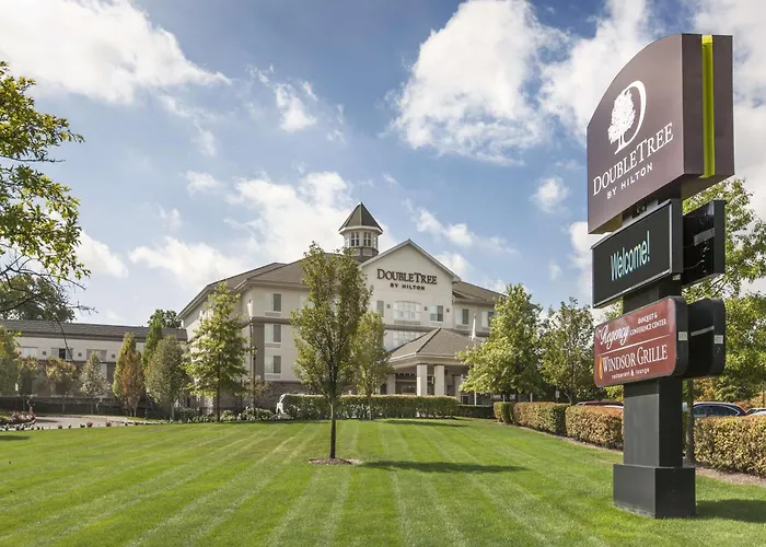 Doubletree By Hilton Nanuet Hotel