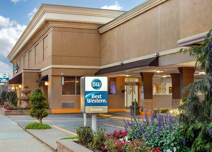 Best Western Mill River Manor