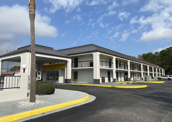 Days Inn By Wyndham Moss Point Pascagoula