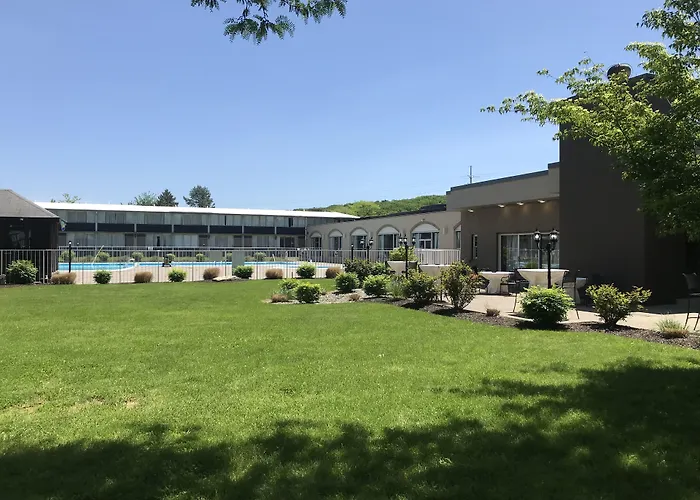 Surestay Plus Hotel By Best Western Lehigh Valley