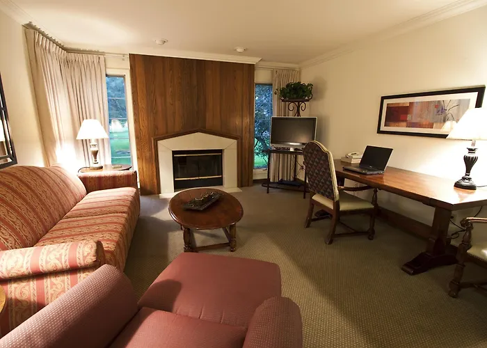 The Inn At Tallgrass