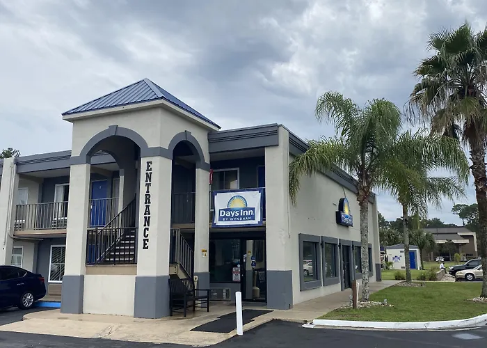 Days Inn By Wyndham Brunswick/St. Simons Area
