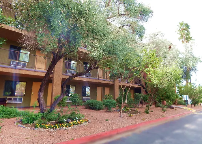 A Victory Inn & Suites - Phoenix North