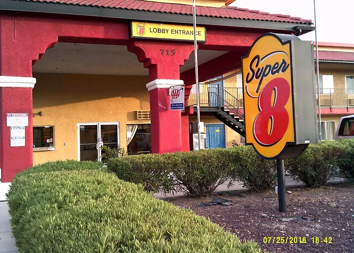 Super 8 By Wyndham Tucson Downtown Convention Center Hotel