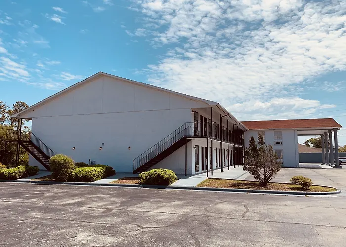 Econo Lodge Crystal Coast Morehead City