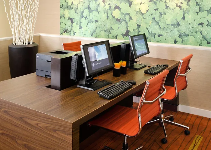 Courtyard By Marriott Huntsville University Drive