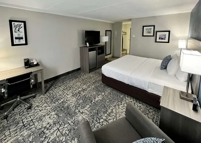Clarion Hotel & Convention Center Joliet