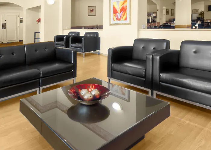 Pan American Inn And Suites