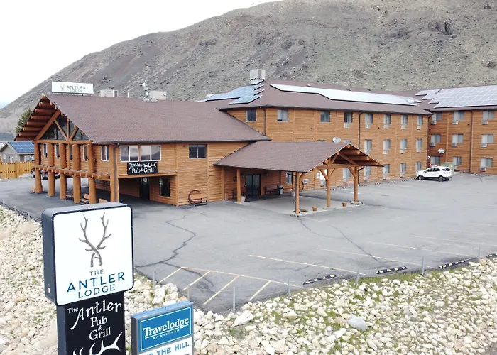 The Antler Lodge - Gardiner