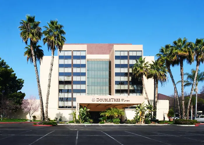 Doubletree By Hilton Fresno Convention Center Hotel