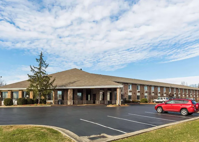 Baymont By Wyndham Louisville South I 65