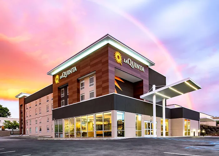 La Quinta Inn & Suites By Wyndham Spokane Downtown