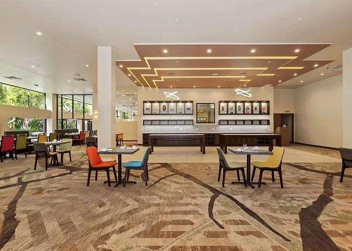 Doubletree By Hilton Whittier Hotel