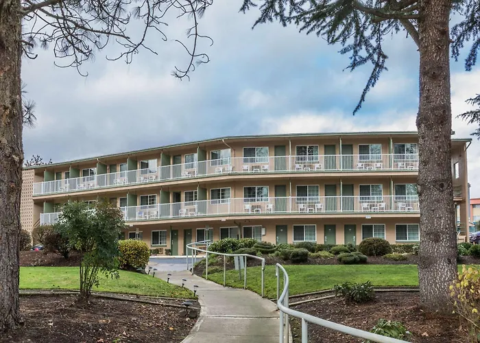 Riverfront Inn Roseburg