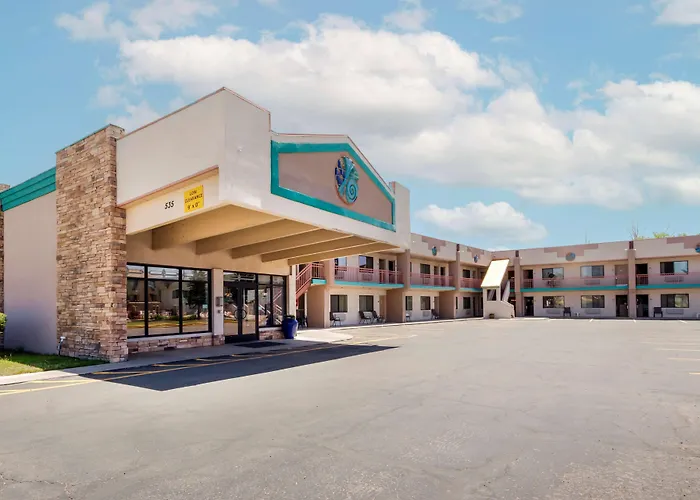 Turquoise Inn & Suites Cortez