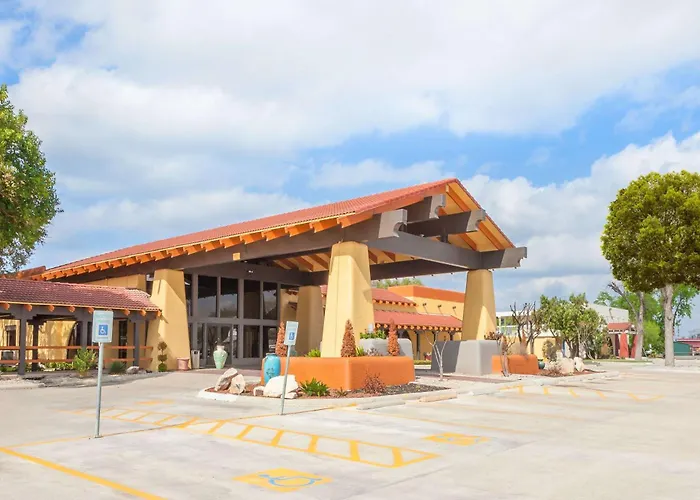 Days Inn By Wyndham Uvalde