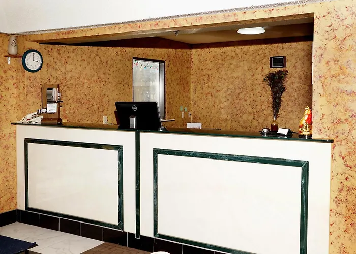 Executive Inn Opp
