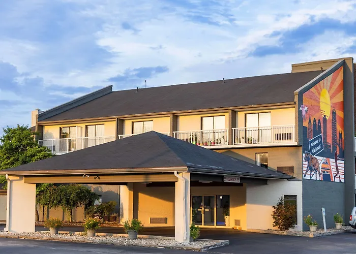 Days Inn By Wyndham Cincinnati East Cherry Grove