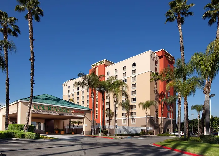 Courtyard By Marriott Baldwin Park Hotel