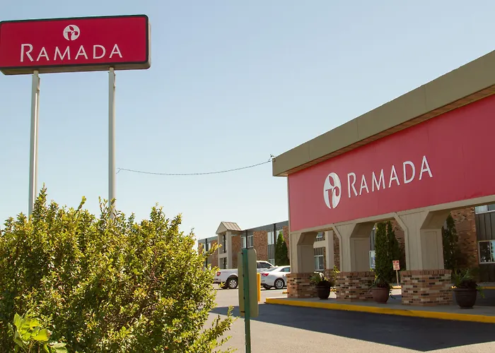 Ramada By Wyndham Bismarck Hotel