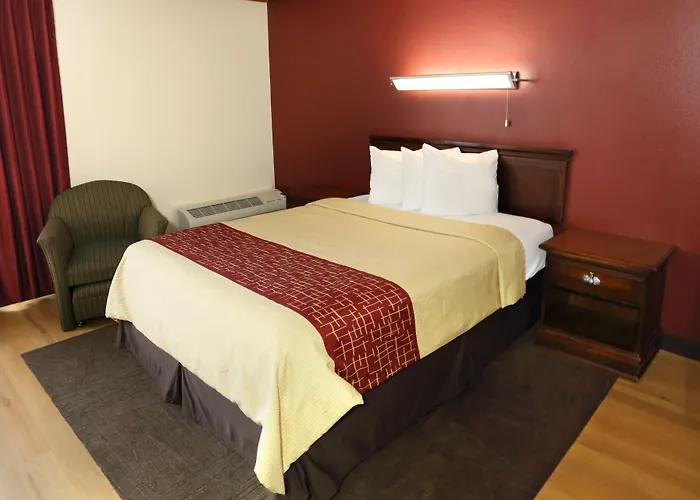 Town House Hotel - Grand Forks