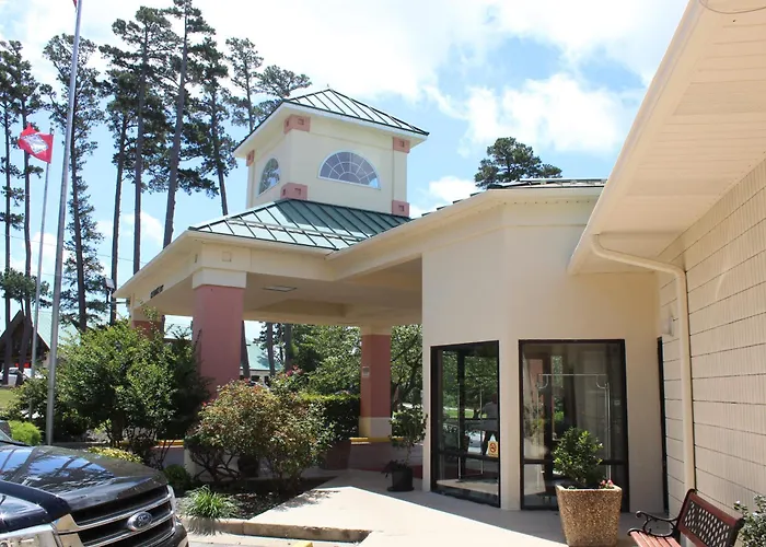 Super 8 By Wyndham Eureka Springs Hotel