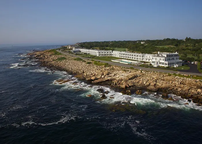 Ocean House Hotel At Bass Rocks Gloucester