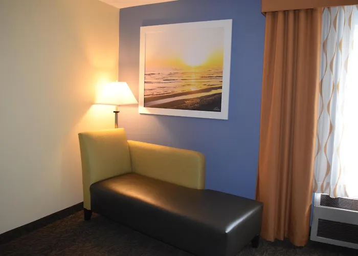 Days Inn By Wyndham Cadillac