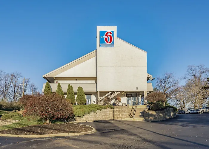 Days Inn By Wyndham Cincinnati I-71 Silverton