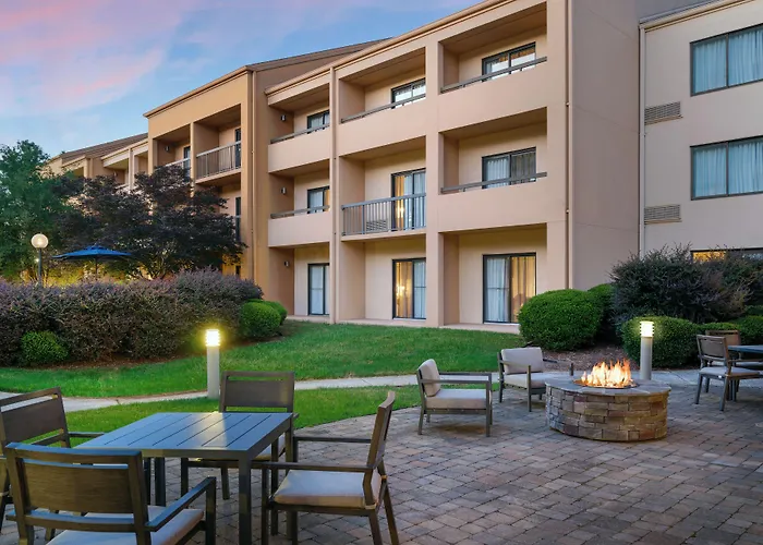 Courtyard By Marriott Little Rock West