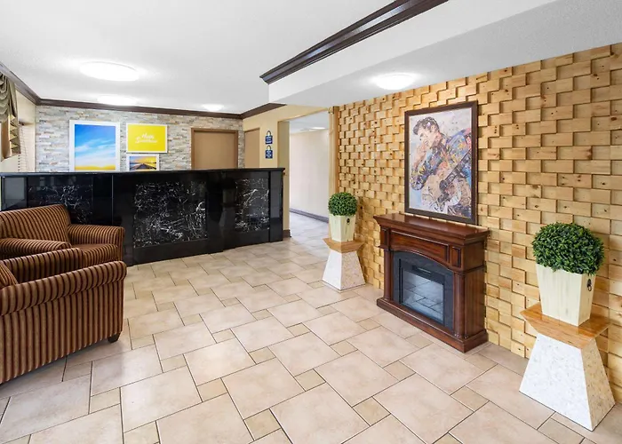 Days Inn By Wyndham Tupelo
