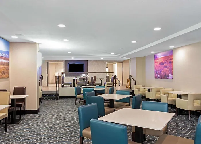 La Quinta Inn & Suites By Wyndham Denver Aurora Medical