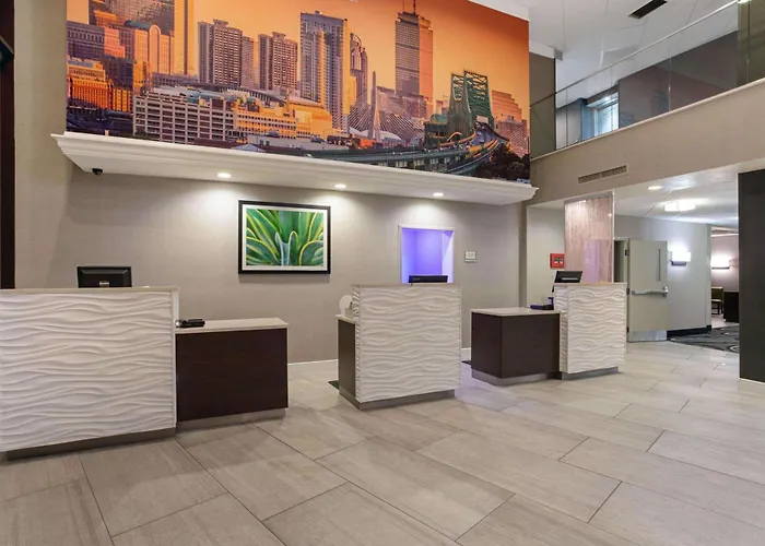 La Quinta By Wyndham Boston-Andover