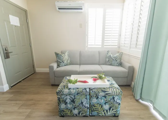 Days Inn By Wyndham Maui Oceanfront
