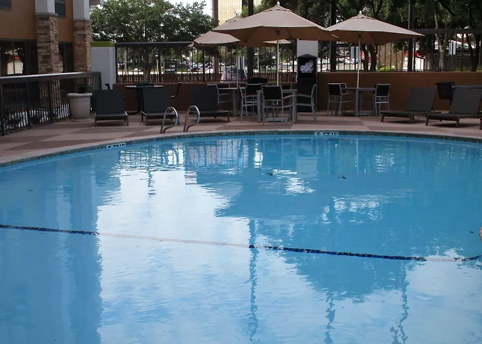Clarion Pointe Near Medical Center Hotel San Antonio