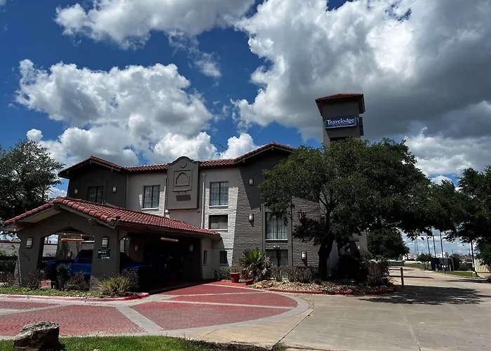 Travelodge By Wyndham Houston Cy-Fair Cypress