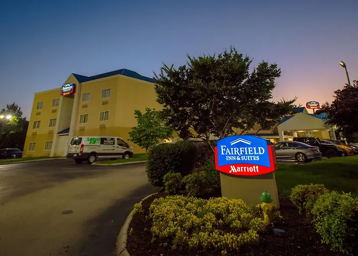 Fairfield Inn & Suites By Marriott Knoxville/East