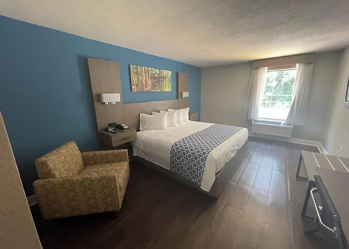 Wingate By Wyndham Columbia Fort Jackson
