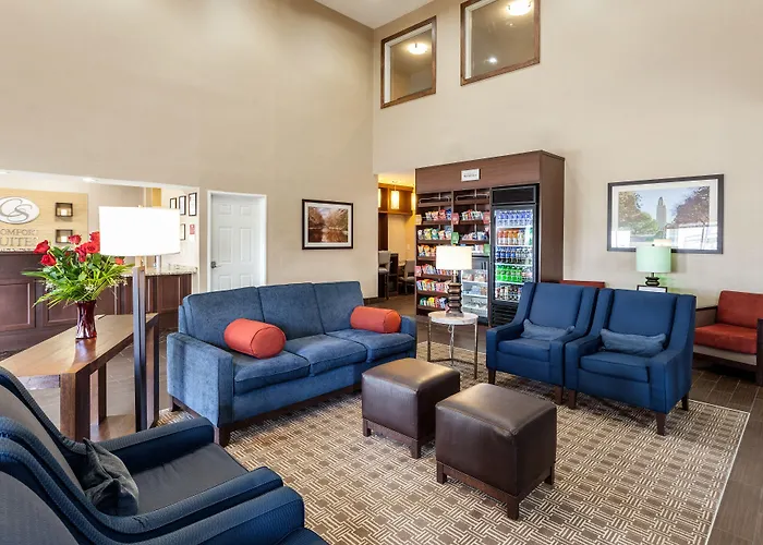 Comfort Suites Lincoln North