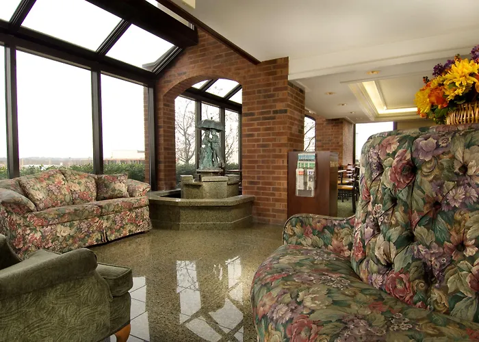 Wingate By Wyndham St Louis-Fenton Route 66 Hotel
