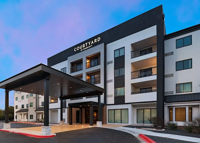 Courtyard By Marriott Austin The Domain Area Hotel