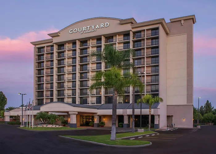 Courtyard By Marriott Los Angeles Pasadena/Monrovia