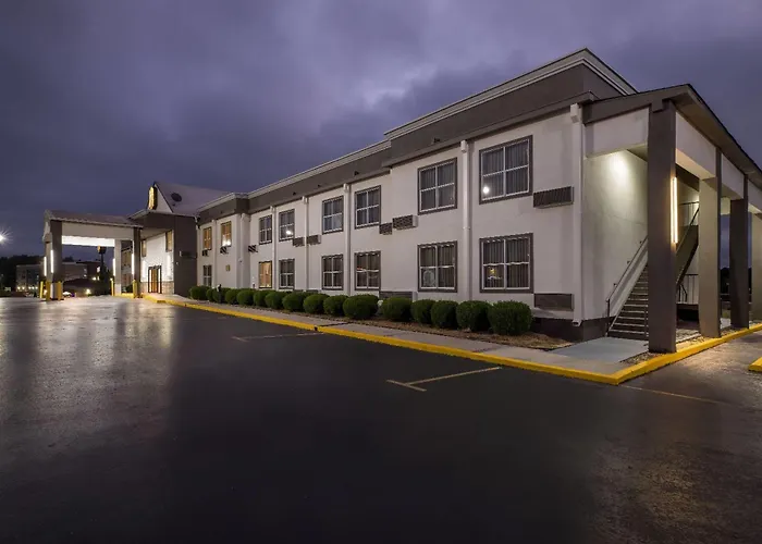 Super 8 By Wyndham Athens
